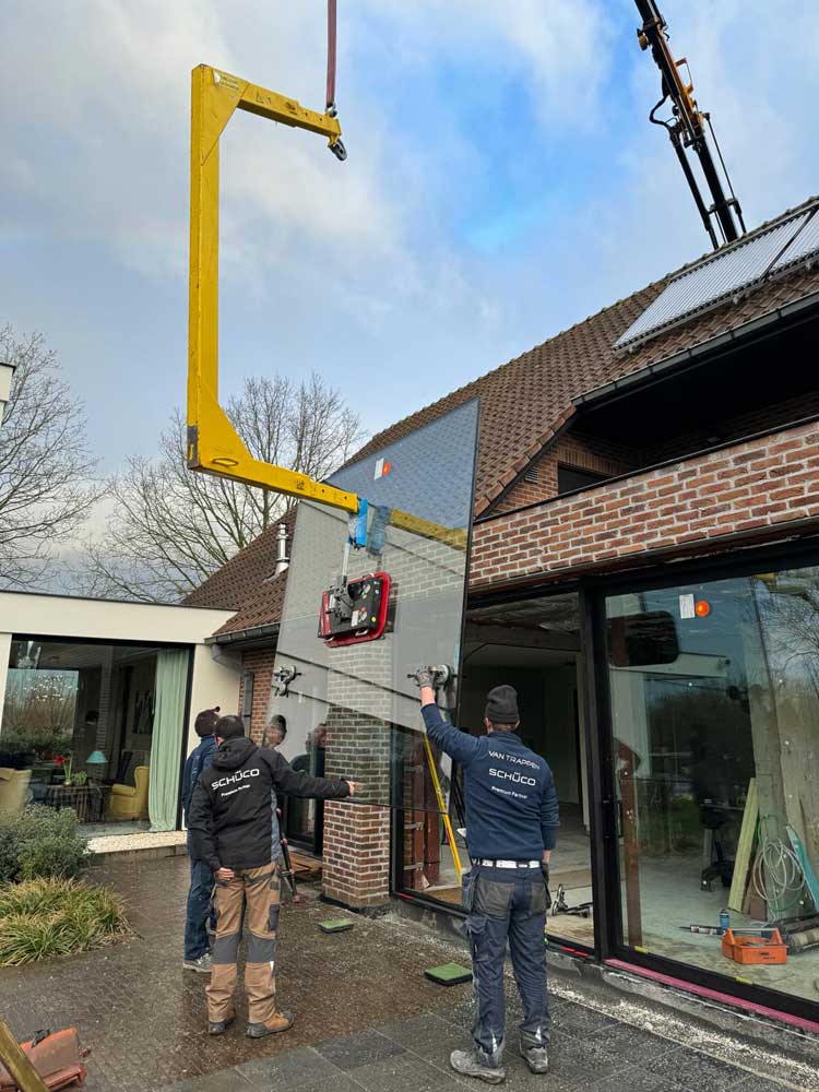 vrachtwagen met kraan